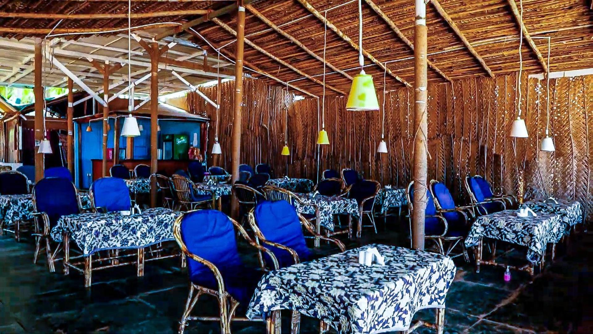 Hotel Om Sai Beach Huts Agonda Exterior foto